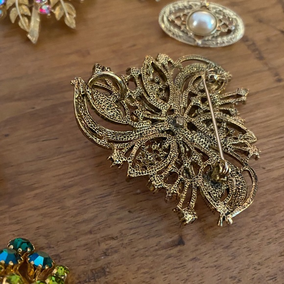 Lot of 14 Exquisite Vintage Brooches - Picture 4 of 4
